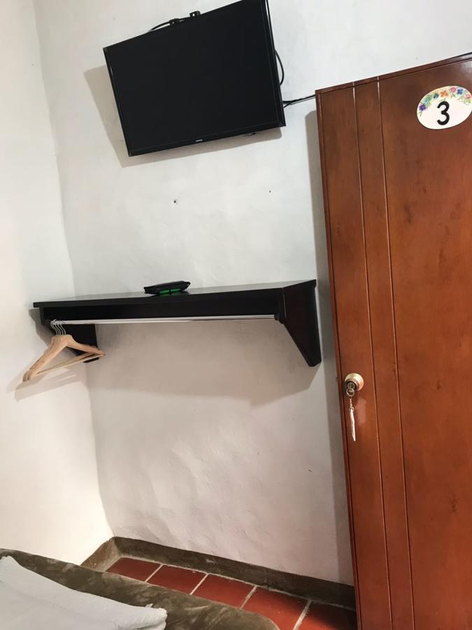 Hostal Rous 산힐 외부 사진
