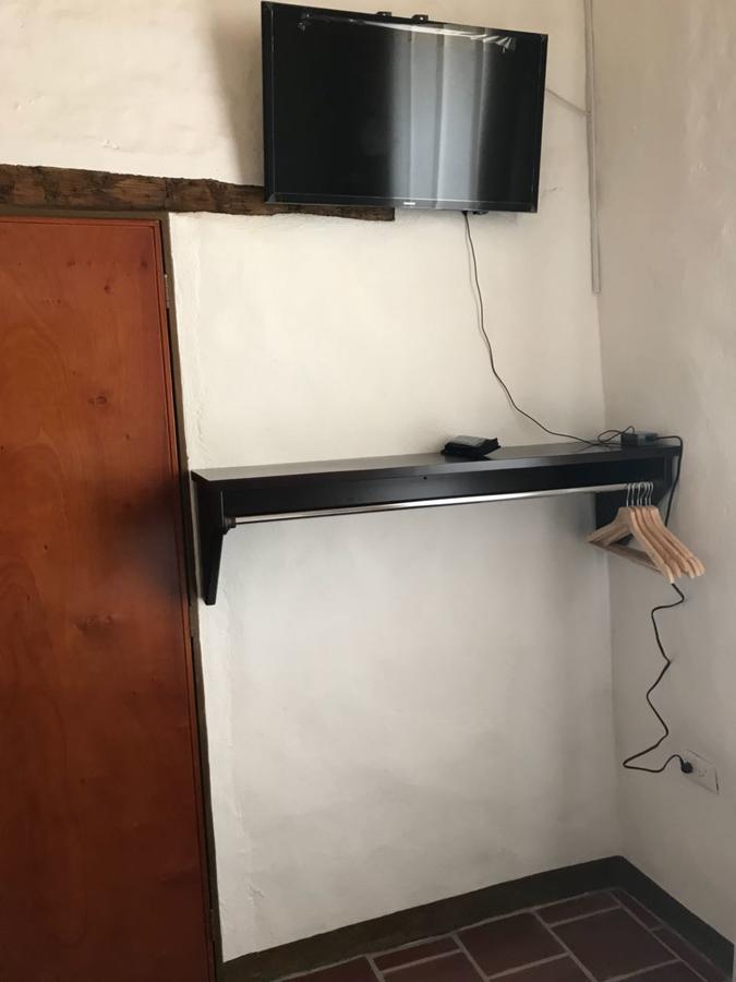 Hostal Rous 산힐 외부 사진
